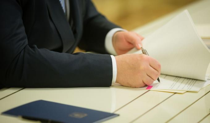 Глава держави підписав Закон щодо удосконалення законодавчого врегулювання будівництва доріг на умовах концесії