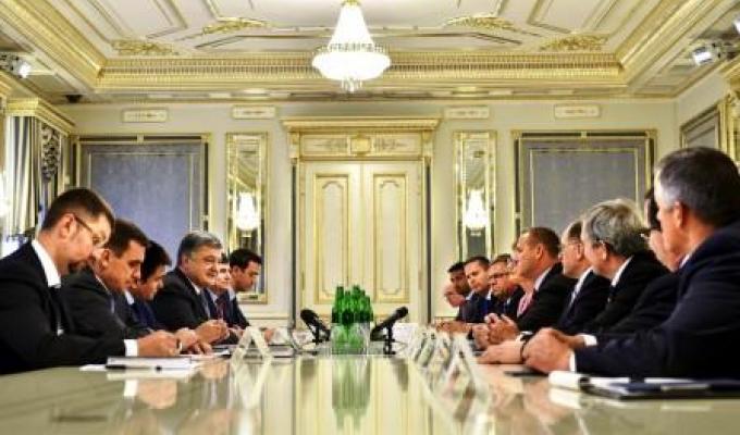 Президент України Петро Порошенко провів зустріч з делегацією Конгресу США