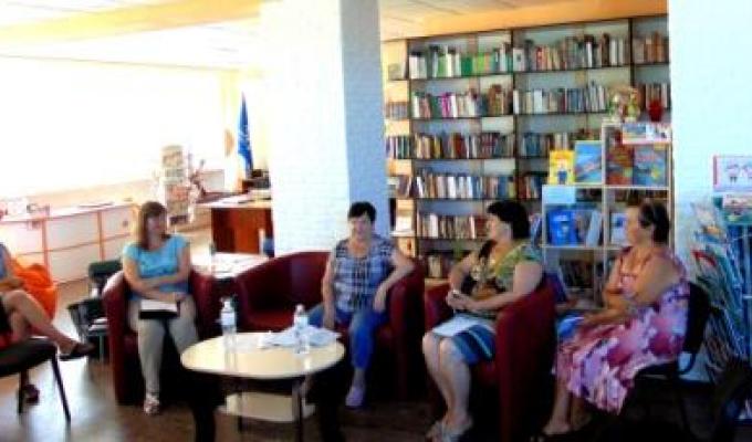 Зустріч моніторингової  комісії з працівниками бібліотек