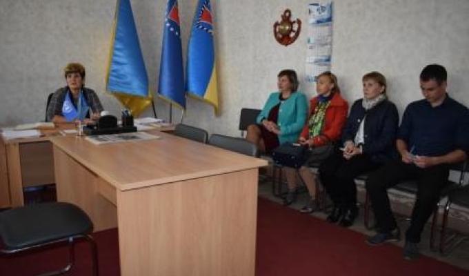 В Марківській райдержадміністрації відбулось засідання комісії з питань захисту дітей
