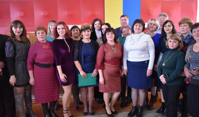 ДІЯЧІВ КУЛЬТУРИ ТА МАЙСТРІВ НАРОДНОГО МИСТЕЦТВА МАРКІВЩИНИ ПРИВІТАЛИ З ПРОФЕСІЙНИМ СВЯТОМ