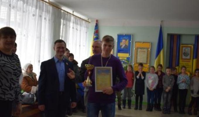 Районні змагання з шахів, шашок та настільного тенісу серед учнів загальноосвітніх шкіл Марківського району