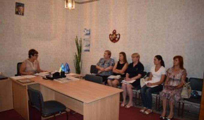 Засідання постійної комісії у першого заступника голови райдержадміністрації Олени Цовми