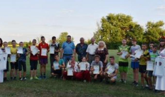 «Козацькі розваги» у «Лісовій галявині»