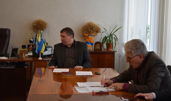 Голова Марківської райдержадміністрації Ігор Дзюба провів робочу нараду з керівниками агроформувань району