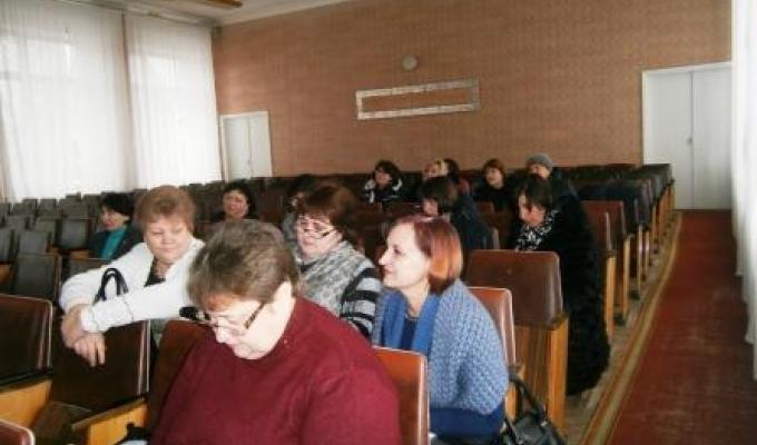 На нараді директорів навчальних закладів обговорили актуальні питання