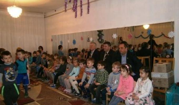 Керівництво району завітало на свято до дошкільнят