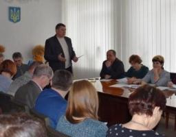 Підготовку до виборів та інші нагальні питання обговорили сьогодні в Марківській райдержадміністрації