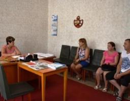 Постійні добродії на Марківщині – родина Боровиків з допомогою малозабезпеченим родинам 